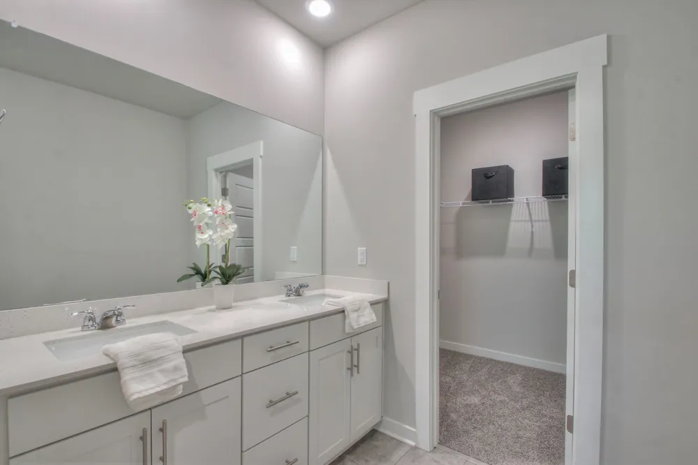 4218 Aragorn Way Murfreesboro, TN 37128