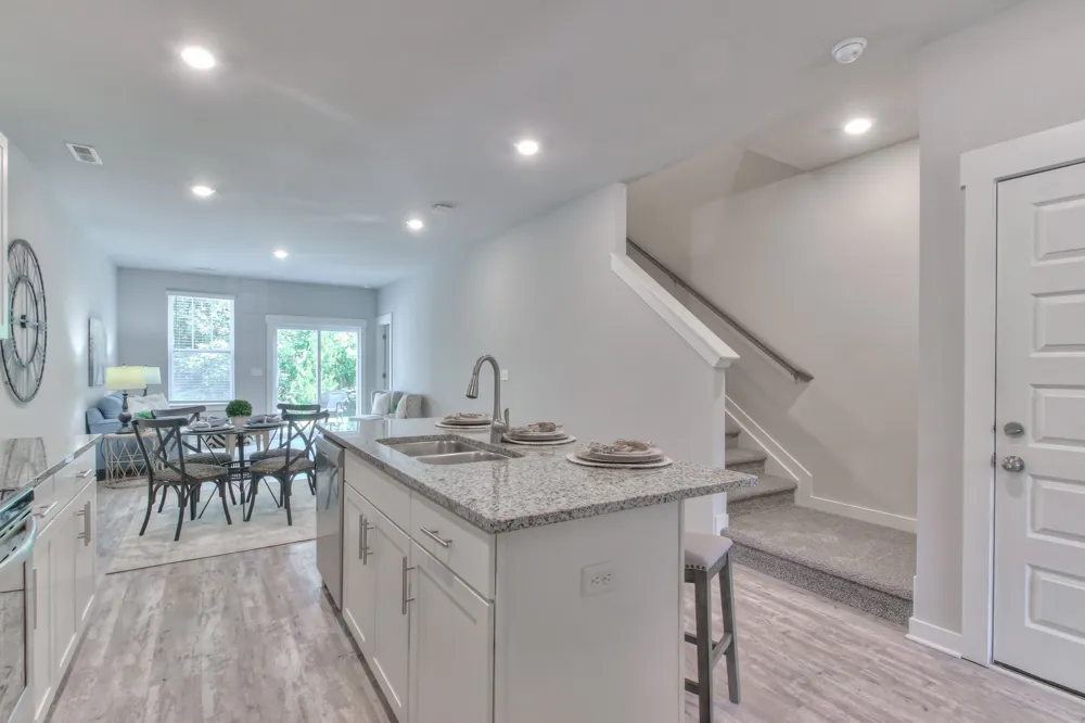 4218 Aragorn Way Murfreesboro, TN 37128
