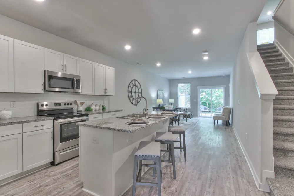 4218 Aragorn Way Murfreesboro, TN 37128