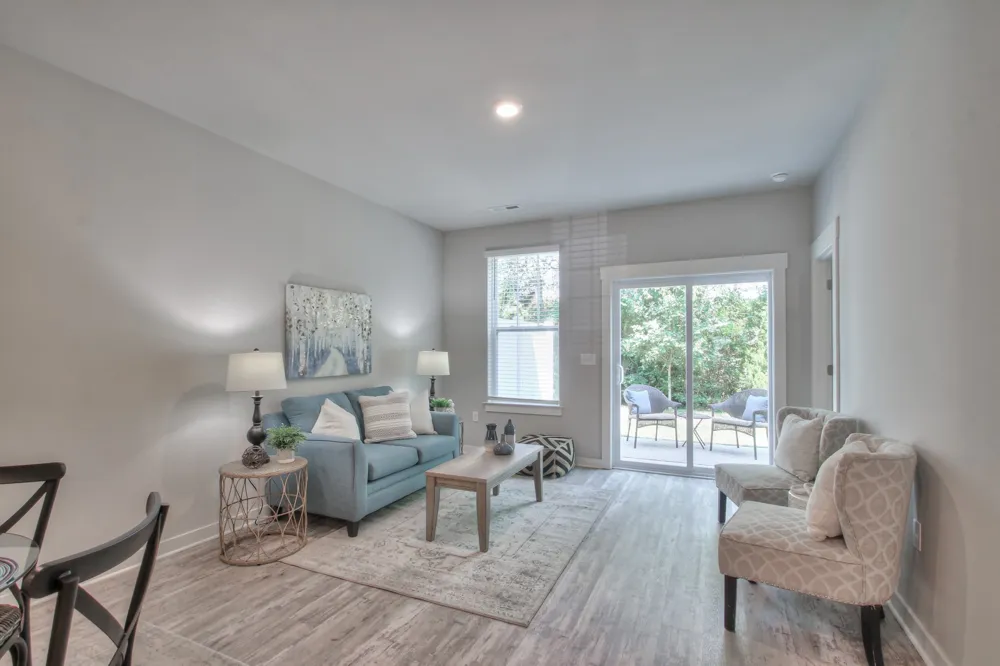 4218 Aragorn Way Murfreesboro, TN 37128