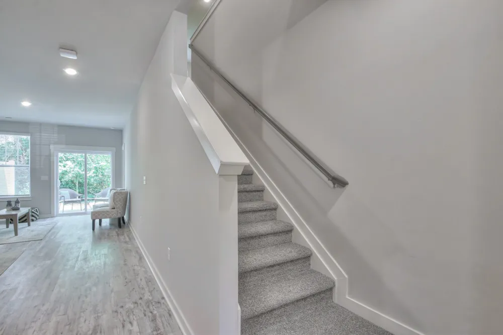 4218 Aragorn Way Murfreesboro, TN 37128