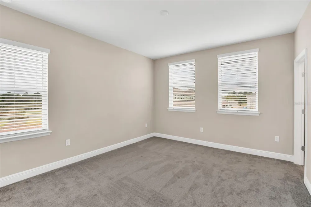 2953 VOYAGER AVENUE St Cloud, FL 34771