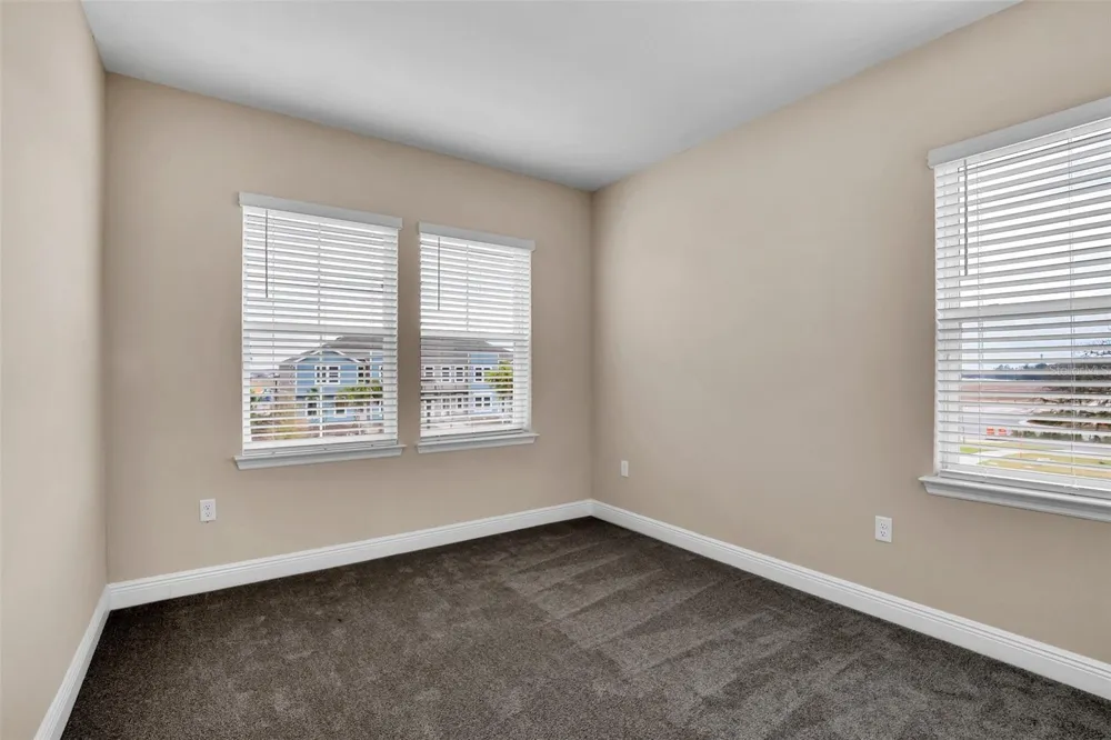 2953 VOYAGER AVENUE St Cloud, FL 34771