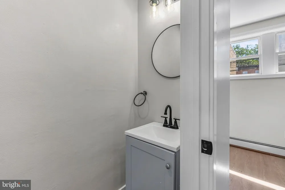 5532 MATTHEWS STREET Philadelphia, PA 19138