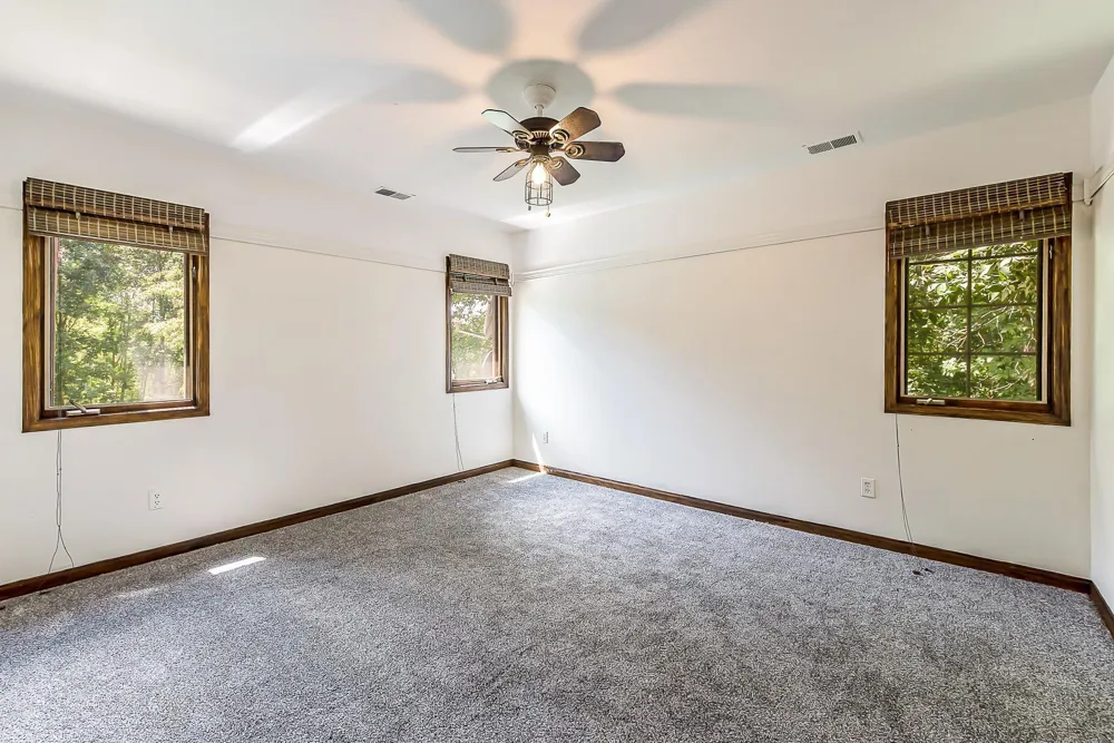 8208 Parker Road Saline, MI 48176
