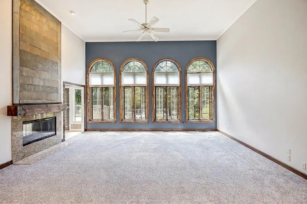 8208 Parker Road Saline, MI 48176