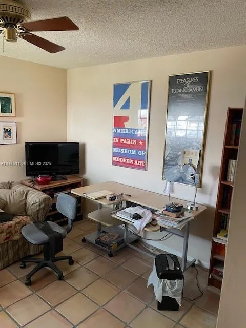 3532 Emerald Oaks Dr #2706 Hollywood, FL 33021