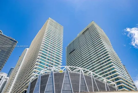 1111 SW 1st Ave #2723N