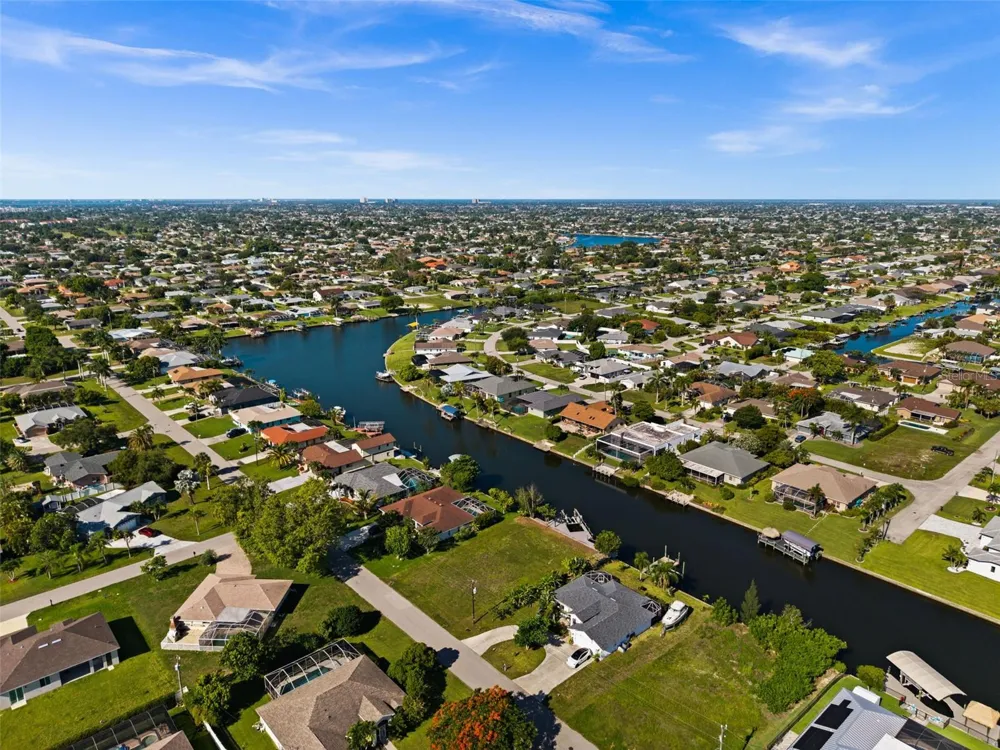 3022 SE 6TH AVENUE Cape Coral, FL 33904