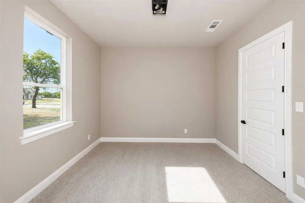 1045 VH Ranch Road Poolville, TX 76487