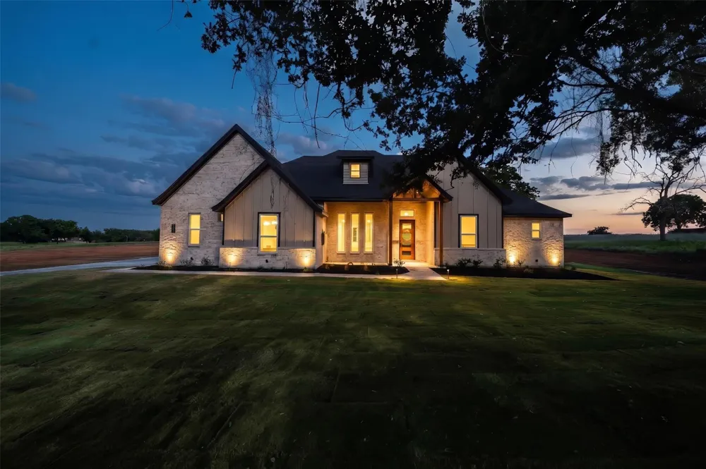 1045 VH Ranch Road Poolville, TX 76487