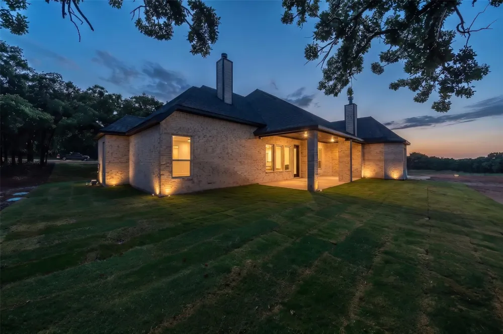 1045 VH Ranch Road Poolville, TX 76487