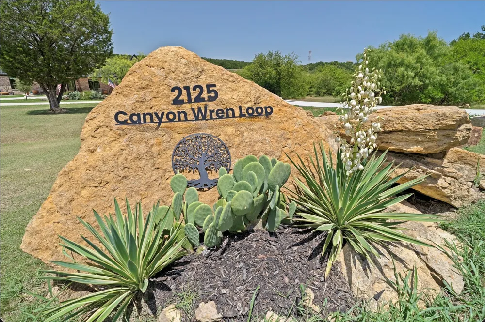 2125 Canyon Wren Loop Graford, TX 76449