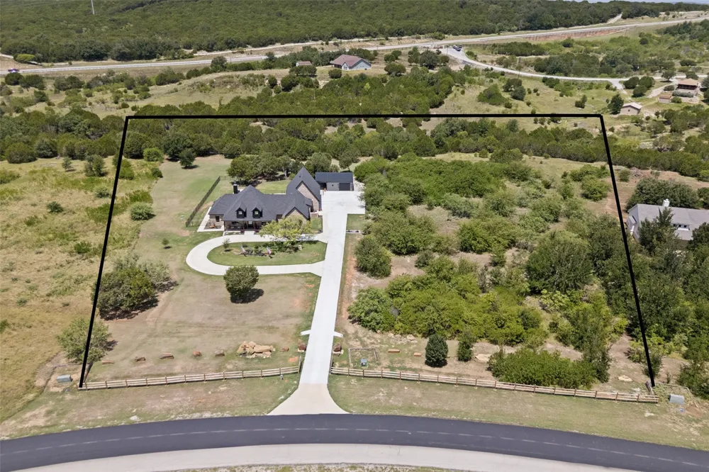 2125 Canyon Wren Loop Graford, TX 76449