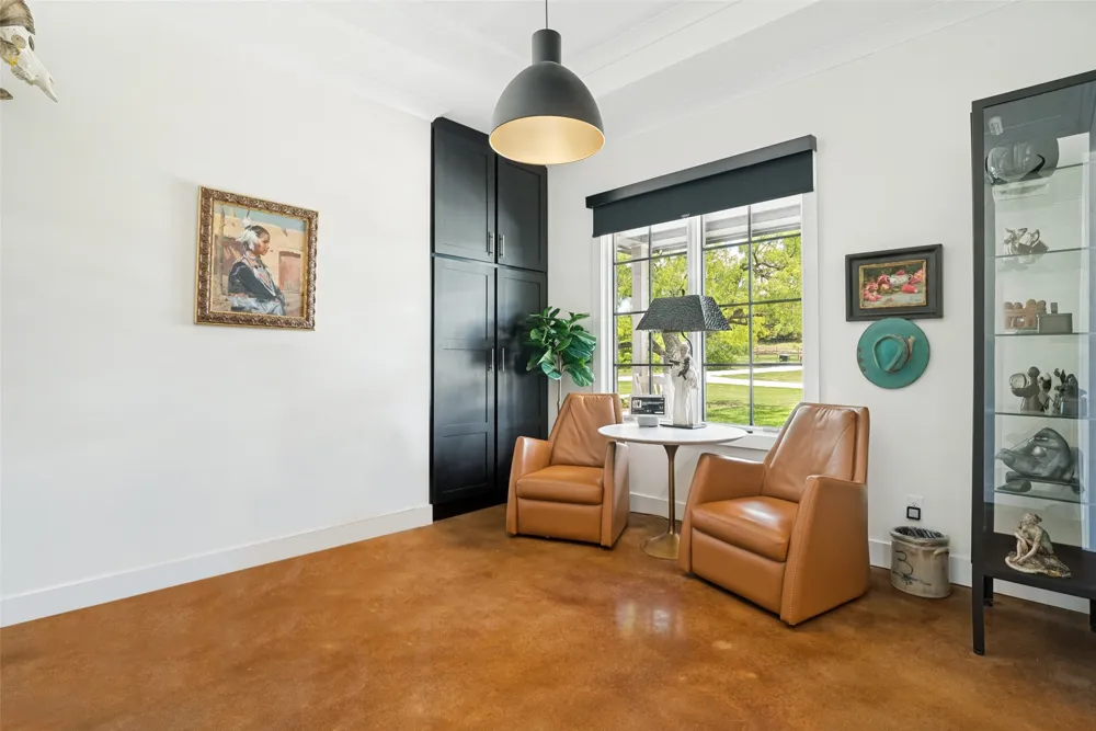 2125 Canyon Wren Loop Graford, TX 76449