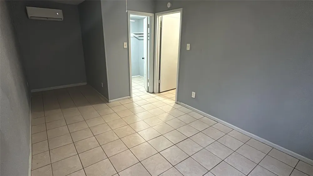 1012 Ann Street #F Pasadena, TX 77506