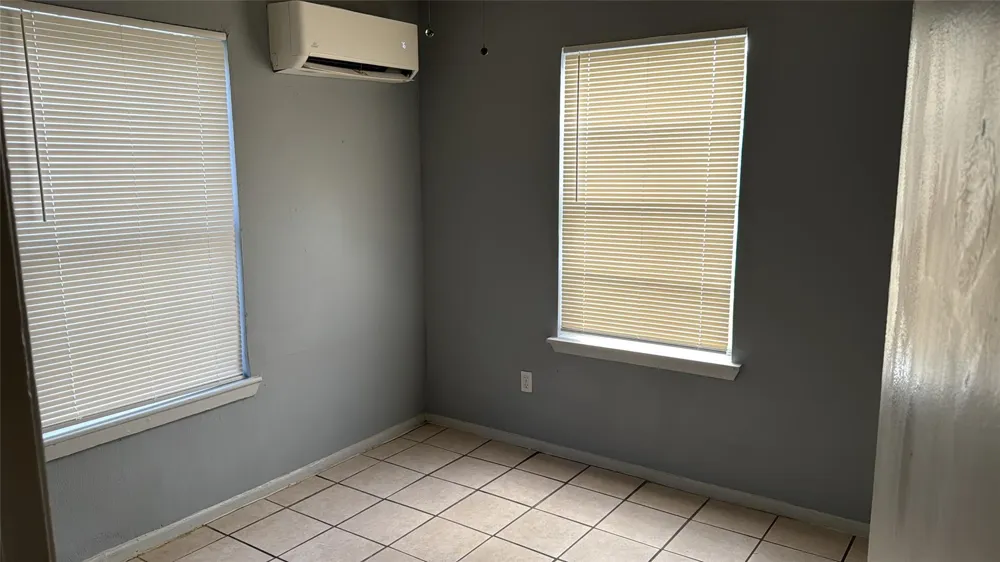 1012 Ann Street #F Pasadena, TX 77506