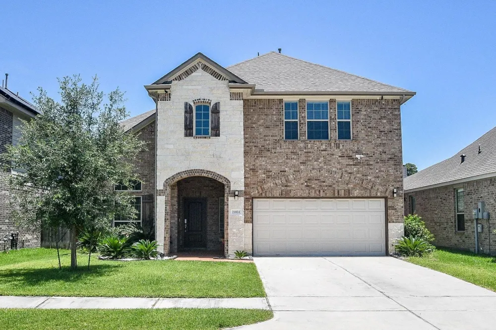 21024 Bracer Street Kingwood, TX 77339