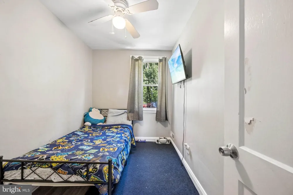 5925 LILLYAN AVENUE Baltimore, MD 21206
