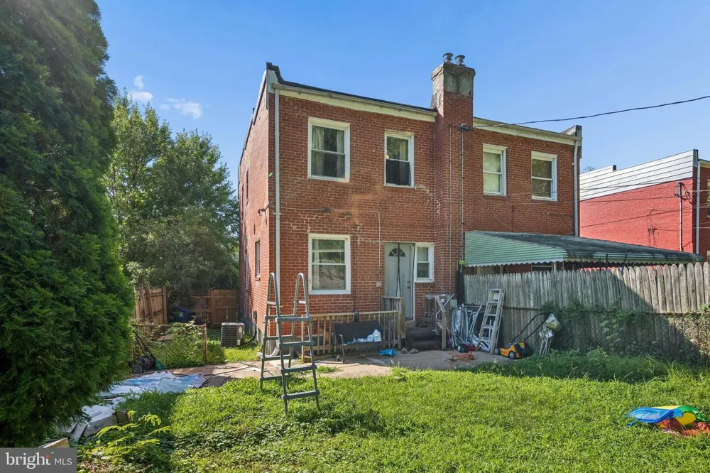 5925 LILLYAN AVENUE Baltimore, MD 21206