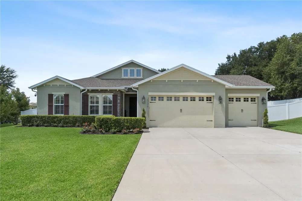 2336 ZALTANA CIRCLE Minneola, FL 34715