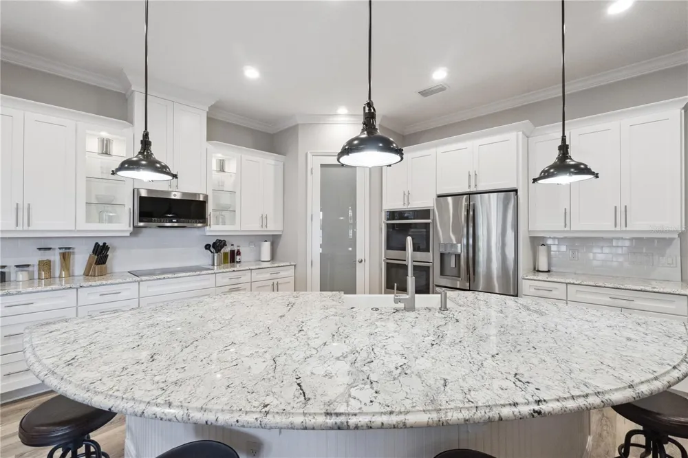 2336 ZALTANA CIRCLE Minneola, FL 34715