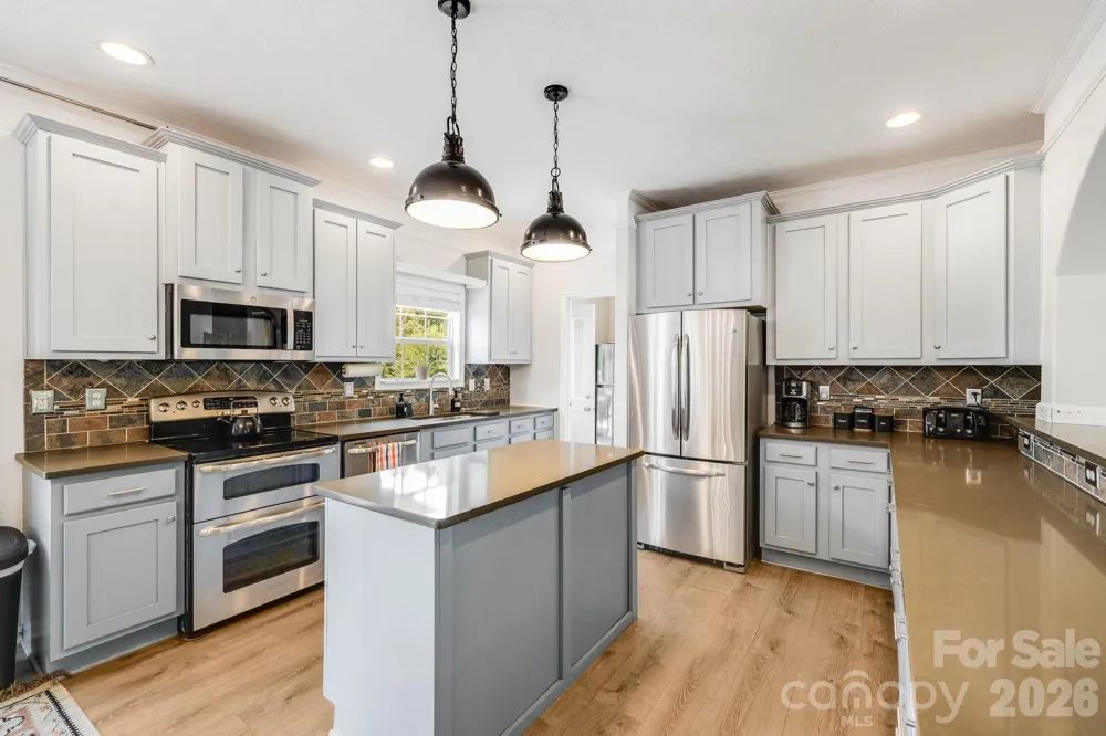 21 Old Pinner Place Arden, NC 28704