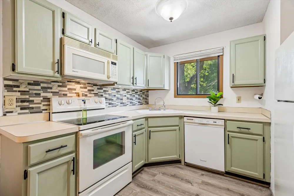 12616 University Avenue NW Coon Rapids, MN 55448