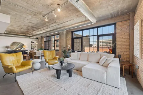 525 3rd Street #306