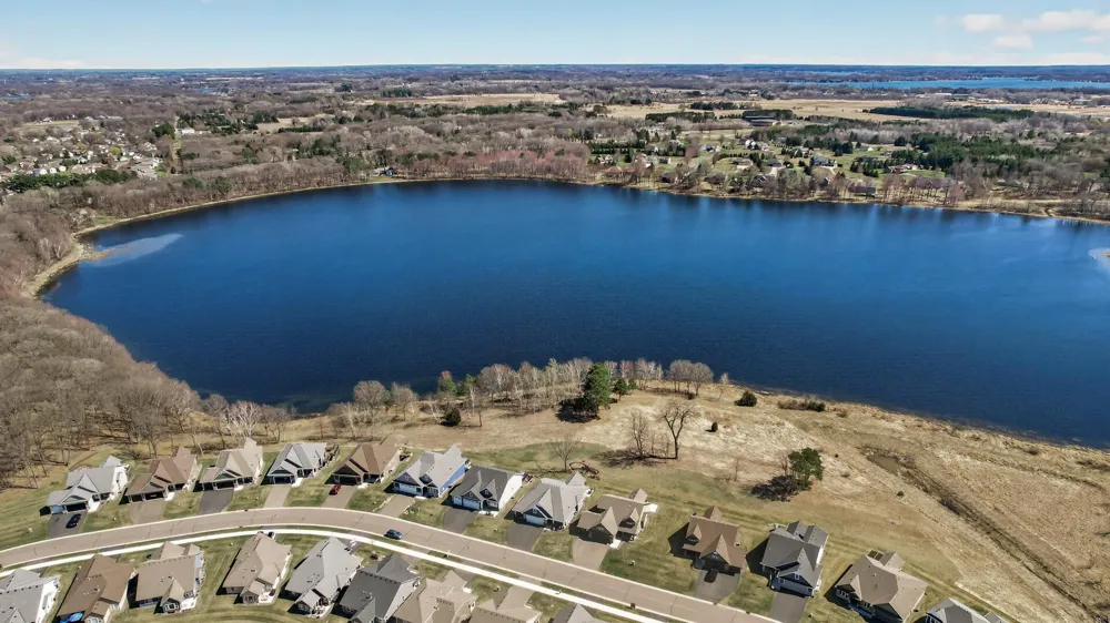 25415 Farmstead Lane Wyoming, MN 55092