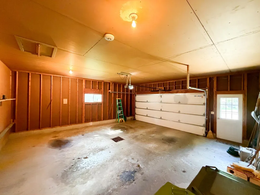 1523 Eckerson Drive Worthington, MN 56187