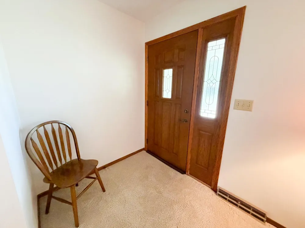 1523 Eckerson Drive Worthington, MN 56187