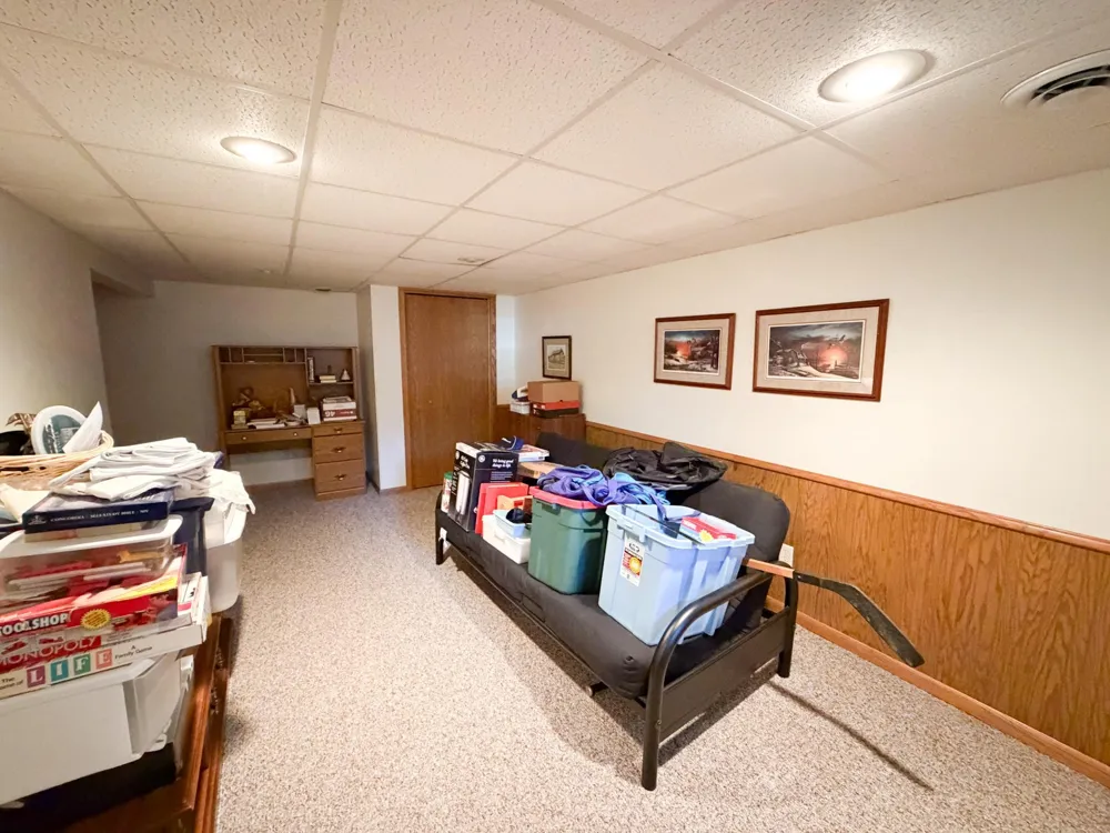 1523 Eckerson Drive Worthington, MN 56187