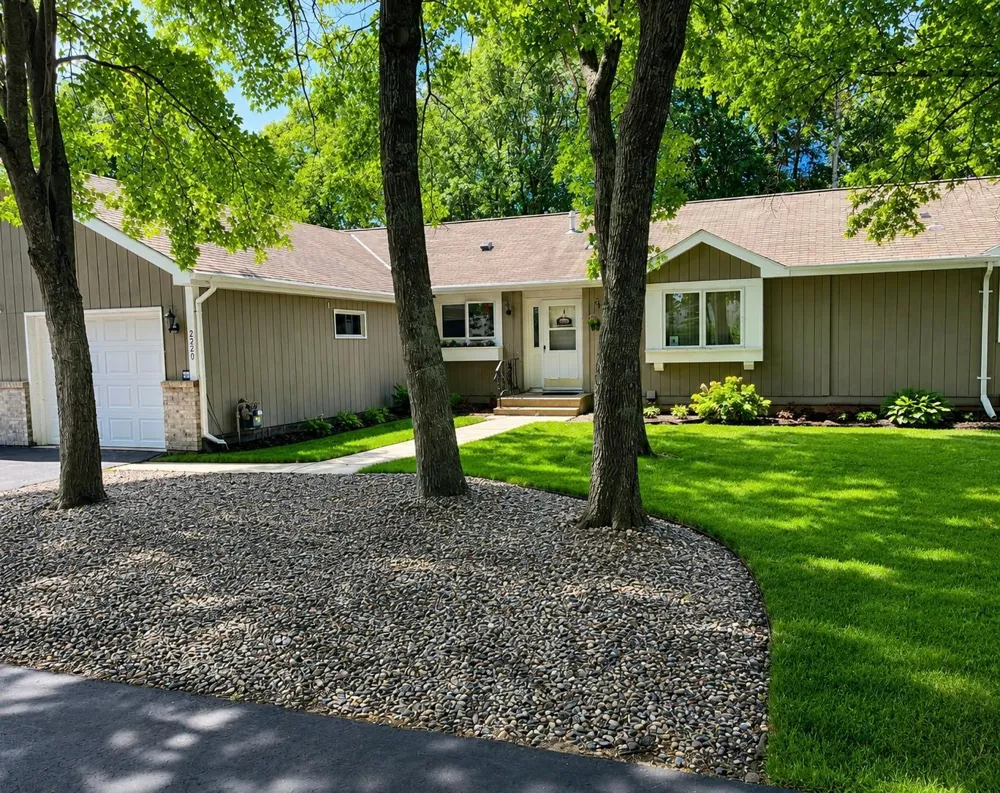 2220 Spruce Drive #1 Brainerd, MN 56401