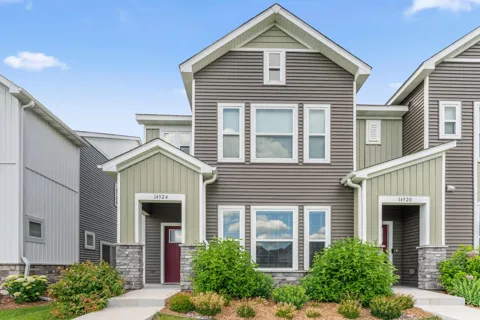 14524 Twin Lakes Circle