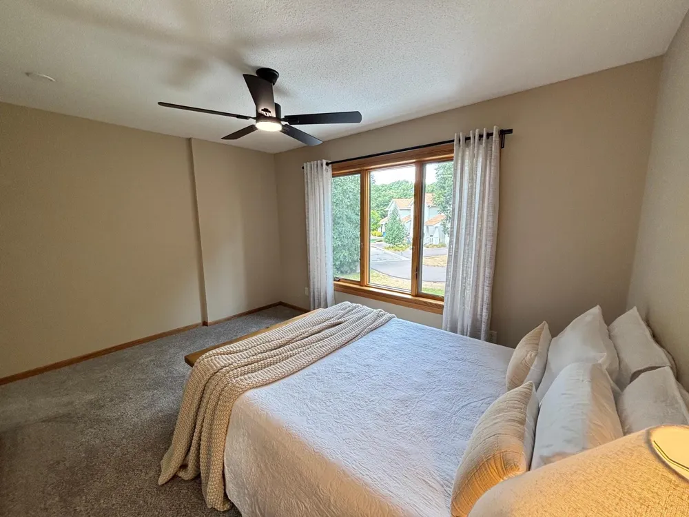11136 Cottonwood Street NW Coon Rapids, MN 55448