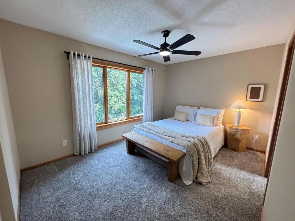 11136 Cottonwood Street NW Coon Rapids, MN 55448