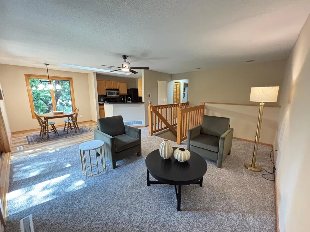 11136 Cottonwood Street NW Coon Rapids, MN 55448