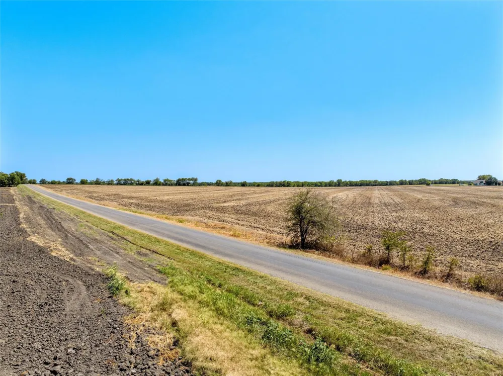 T M West Parkway West, TX 76691