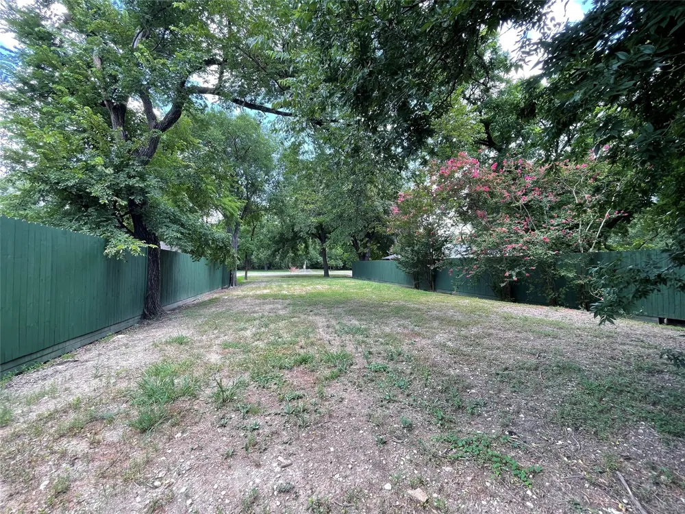 3776 Shorecrest Drive Dallas, TX 75209