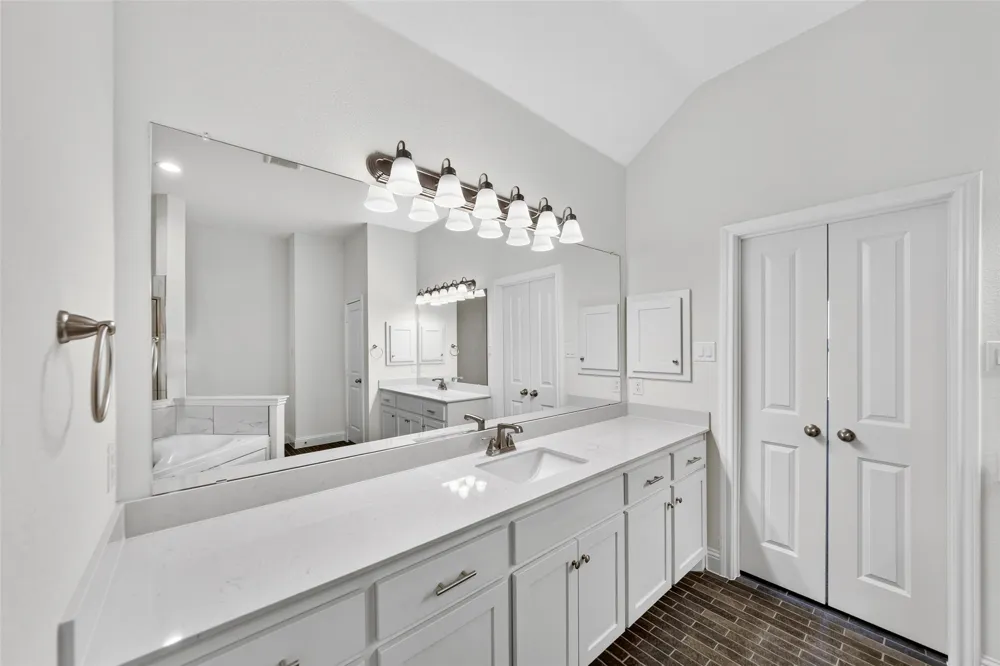 1209 DEERFIELD DRIVE Wills Point, TX 75169