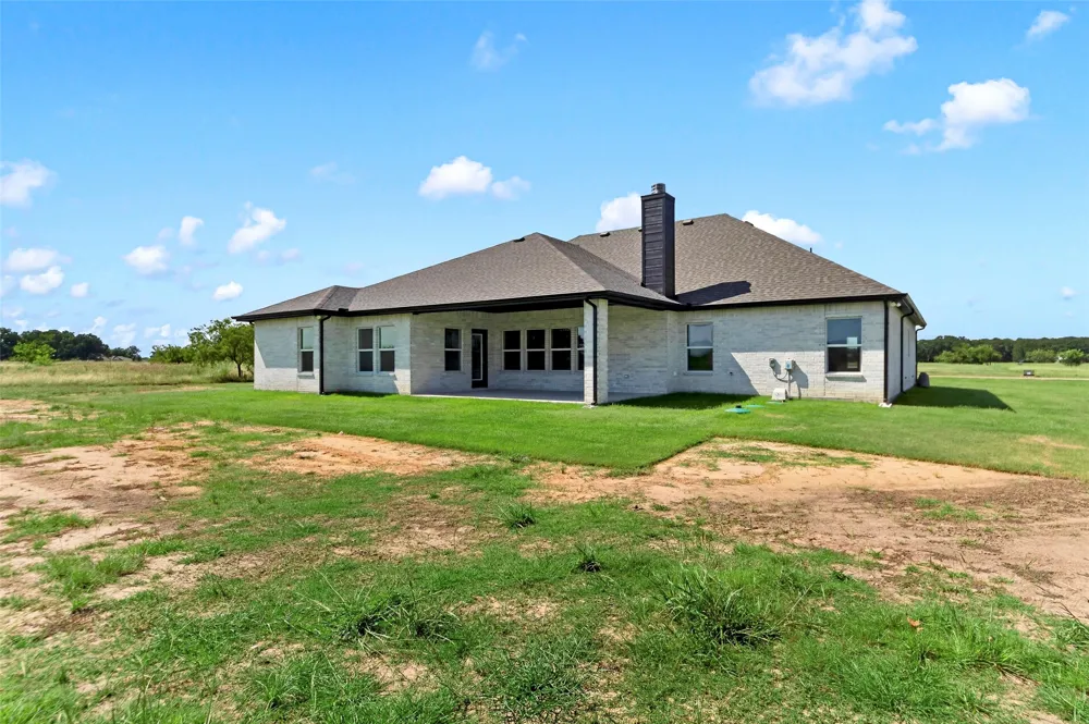 1209 DEERFIELD DRIVE Wills Point, TX 75169