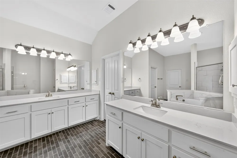 1209 DEERFIELD DRIVE Wills Point, TX 75169