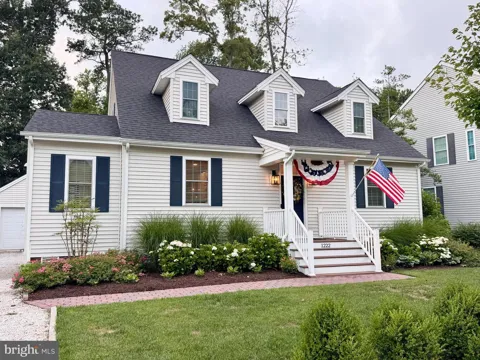 1222 CARROLLTON LANE