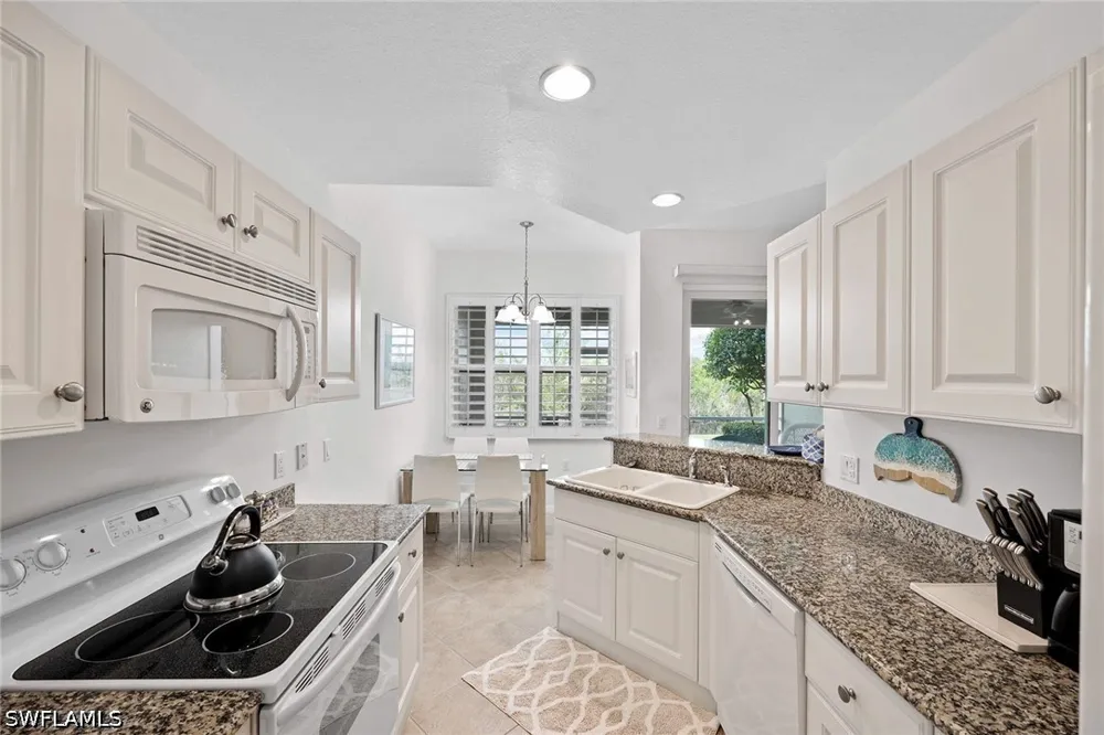 Hawks Nest Way #103 Naples, FL 34135