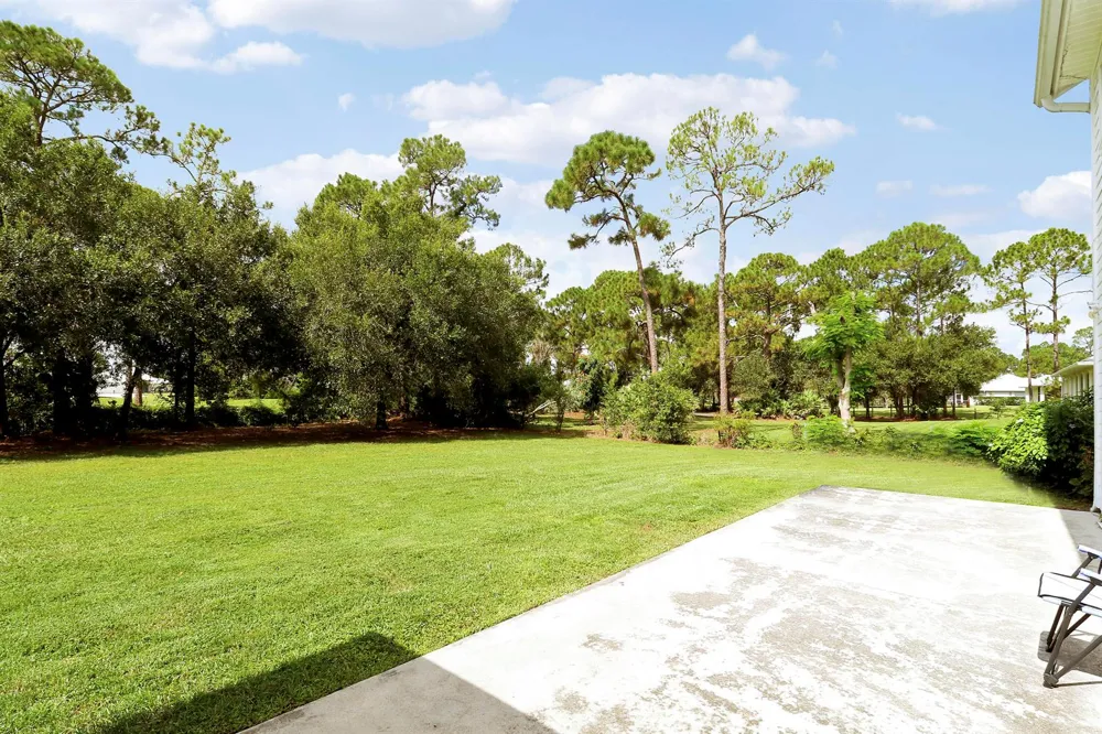 10635 Pine Needle Drive Fort Pierce, FL 34945