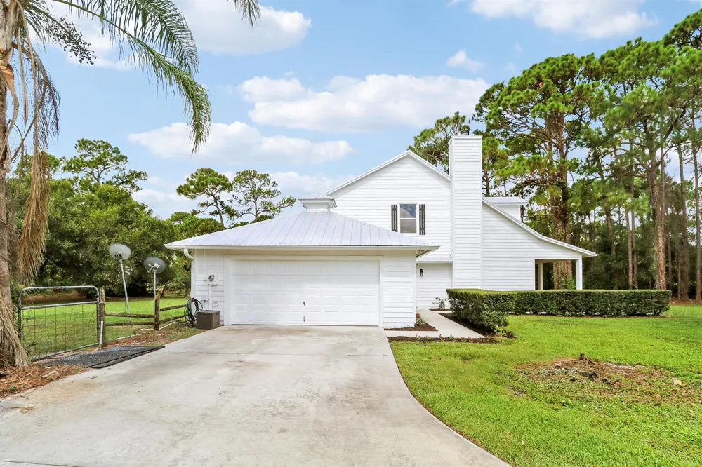 10635 Pine Needle Drive Fort Pierce, FL 34945