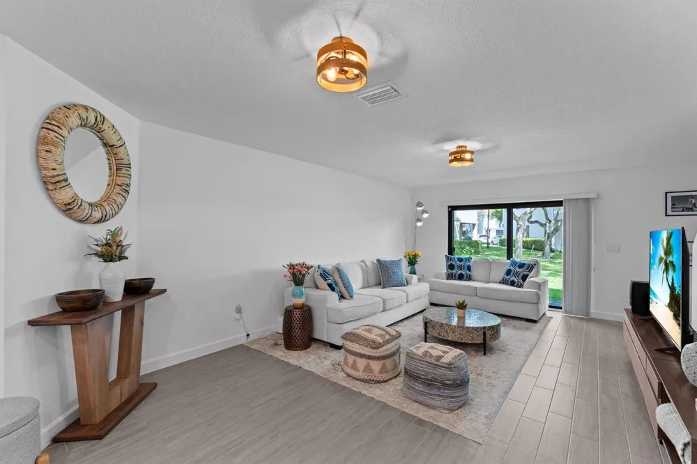 6001 Woods Edge Circle Riviera Beach, FL 33410