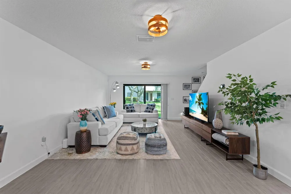 6001 Woods Edge Circle Riviera Beach, FL 33410