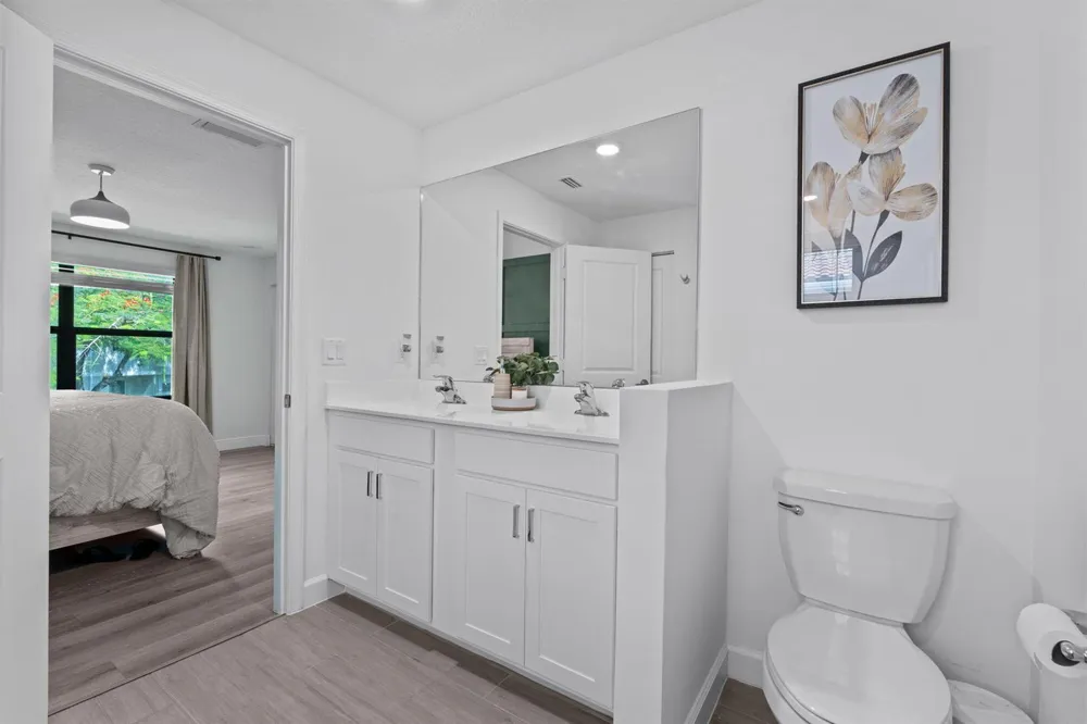 6001 Woods Edge Circle Riviera Beach, FL 33410